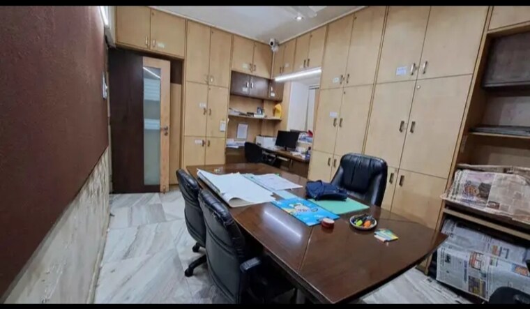 Team Area, mayuresh-chambers Commercial Office Space 2300 Sq.Ft. In Cbd Belapur Sector 11 Navi Mumbai 9551141