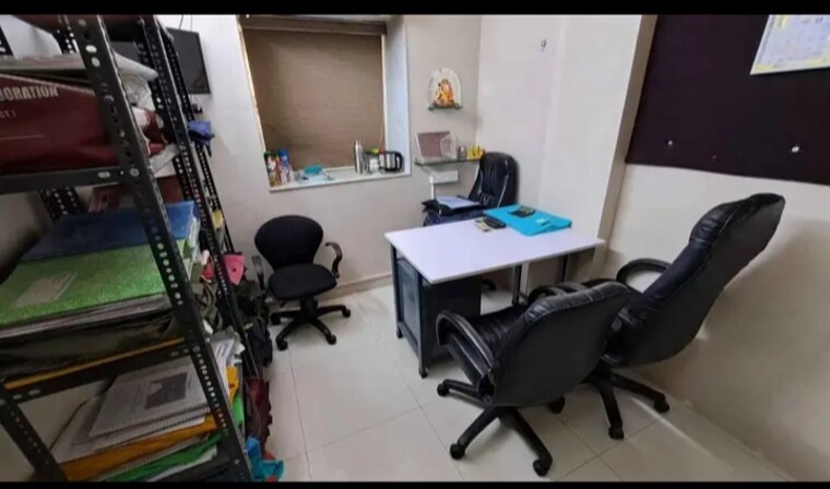 Team Area, mayuresh-chambers Commercial Office Space 2300 Sq.Ft. In Cbd Belapur Sector 11 Navi Mumbai 9551141