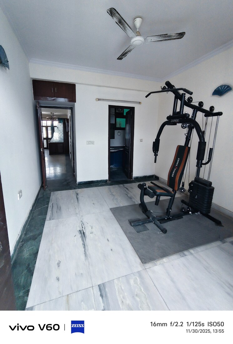 Gym, mahagun-manor 3 Bedroom 1670 Sq.Ft. Apartment In Sector 50 Noida 9551134