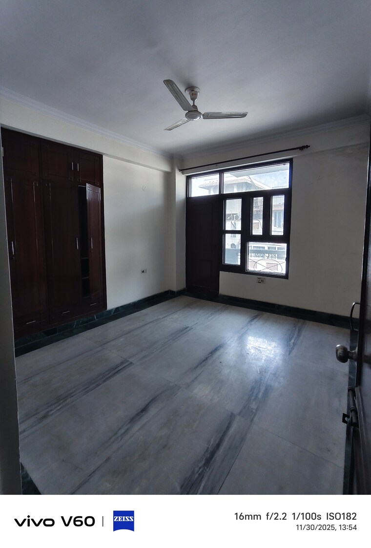 Room, mahagun-manor 3 Bedroom 1670 Sq.Ft. Apartment In Sector 50 Noida 9551134