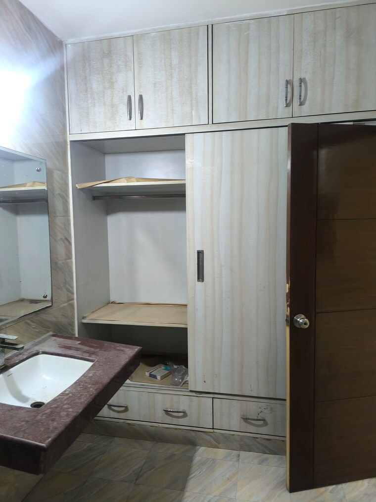 Other, sector 56 3 Bedroom 3400 Sq.Ft. Villa In Sector 56 Noida 9551161