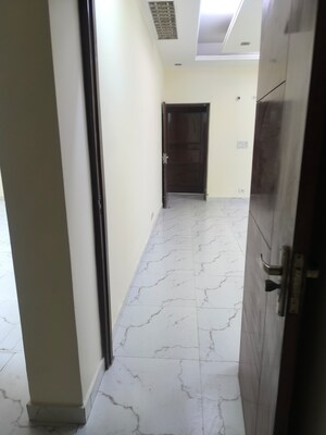 Room in 3 BHK Villa at Sector 56 – for Rent