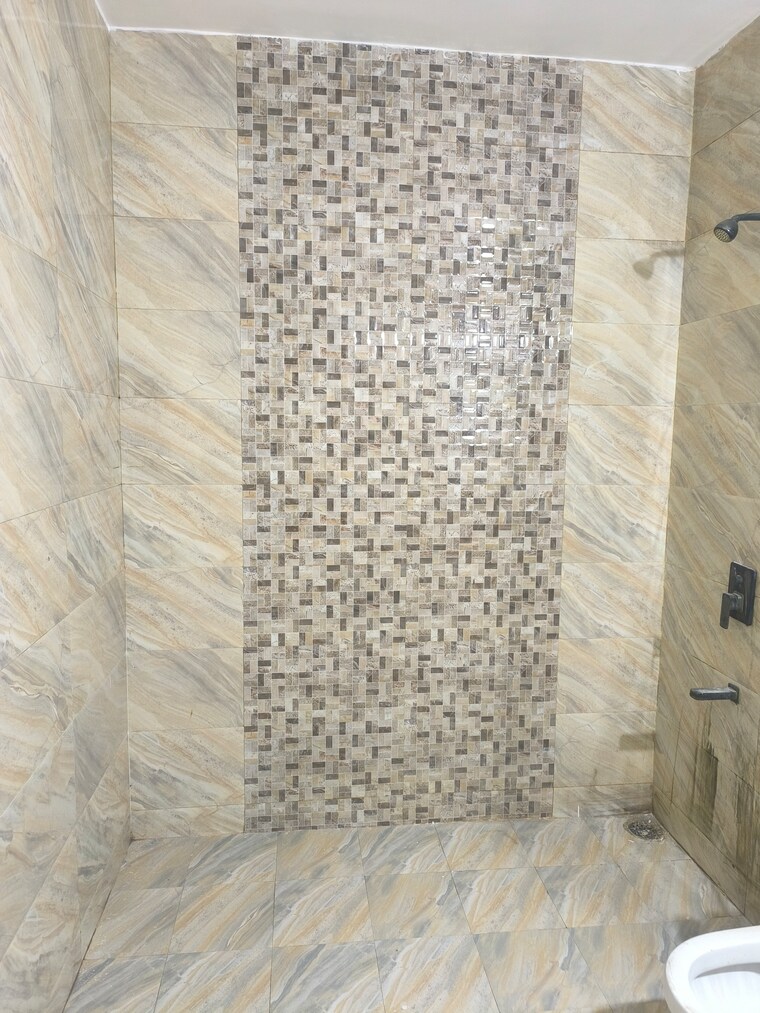 Bathroom, sector 56 3 Bedroom 3400 Sq.Ft. Villa In Sector 56 Noida 9551161