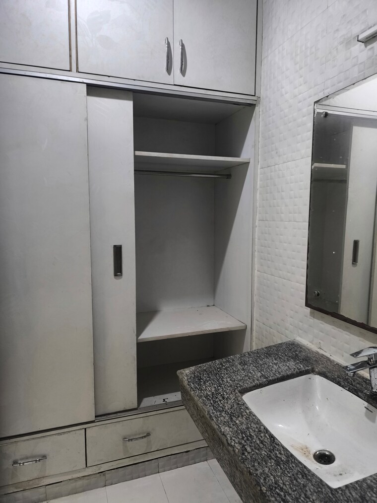 Other, sector 56 3 Bedroom 3400 Sq.Ft. Villa In Sector 56 Noida 9551161