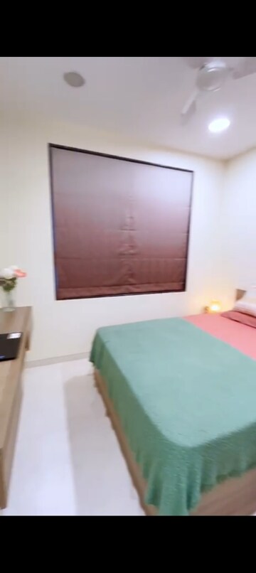 Room in 3 BHK Apartment at Runwal Sanctuary, Mulund West – for Sale