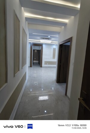 Building Lobby in 3.5 BHK Apartment at Antriksh Overseas Apartment, Sector 50 – for Sale