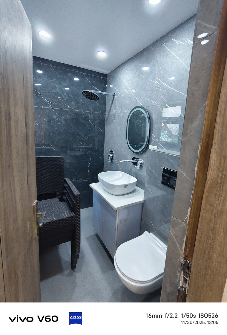 Attached Bathroom, antriksh-overseas-apartment 3.5 Bedroom 2800 Sq.Ft. Apartment In Sector 50 Noida 9551150
