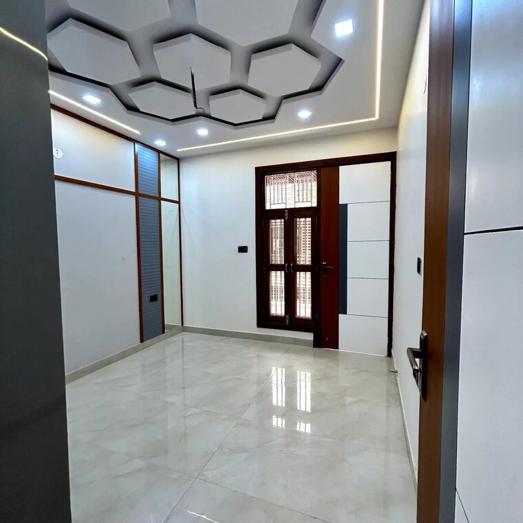 Room, sa-homes-i 3.5 Bedroom 909 Sq.Ft. Builder Floor In Uttam Nagar Delhi 9551156