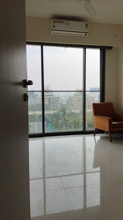 3 BHK Apartment For Sale in Rustomjee Seasons