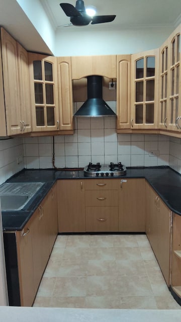 Kitchen in 3 BHK Independent House at Gardenia Glory, Sector 46 – for Rent