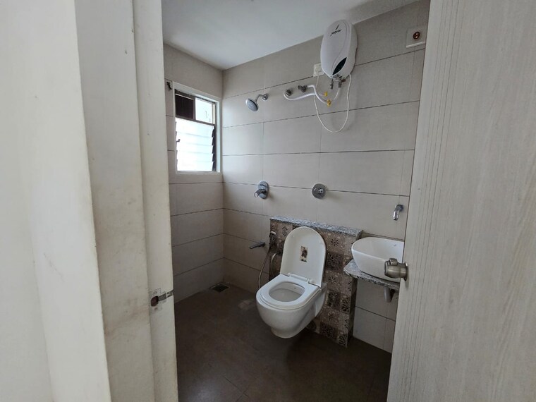 Bathroom, harni 2 Bedroom 1770 Sq.Ft. Apartment In Harni Vadodara 9551196