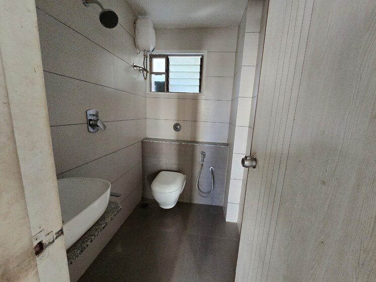 Bathroom, harni 2 Bedroom 1770 Sq.Ft. Apartment In Harni Vadodara 9551196