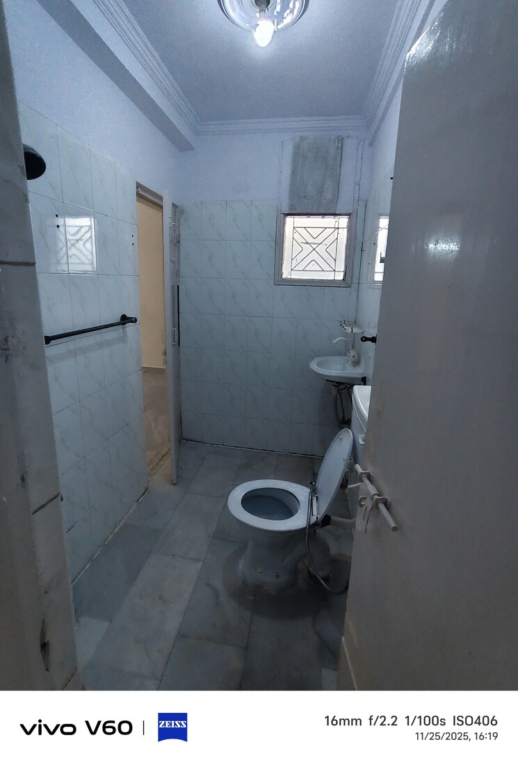 Bathroom, shivkala-apartment 4 Bedroom 1800 Sq.Ft. Apartment In Sector 62 Noida 9551211