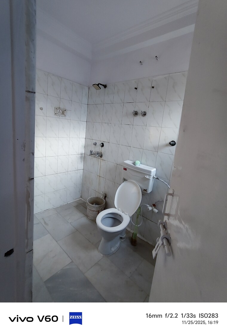 Bathroom, shivkala-apartment 4 Bedroom 1800 Sq.Ft. Apartment In Sector 62 Noida 9551211