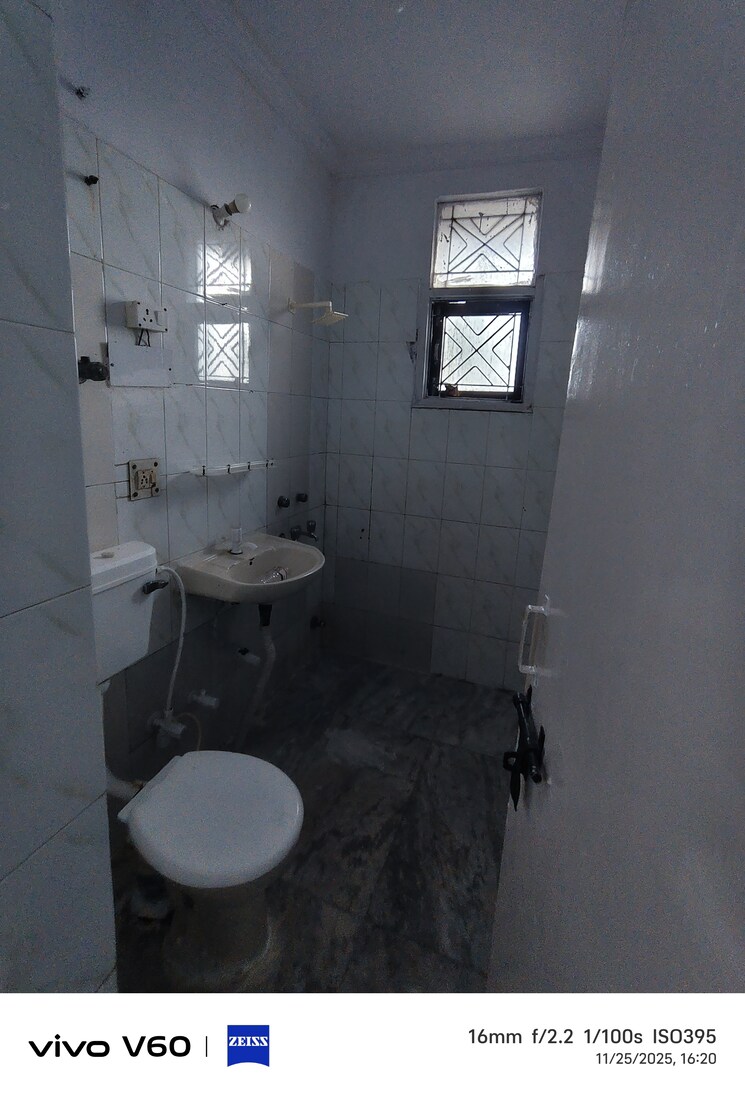 Bathroom, shivkala-apartment 4 Bedroom 1800 Sq.Ft. Apartment In Sector 62 Noida 9551211