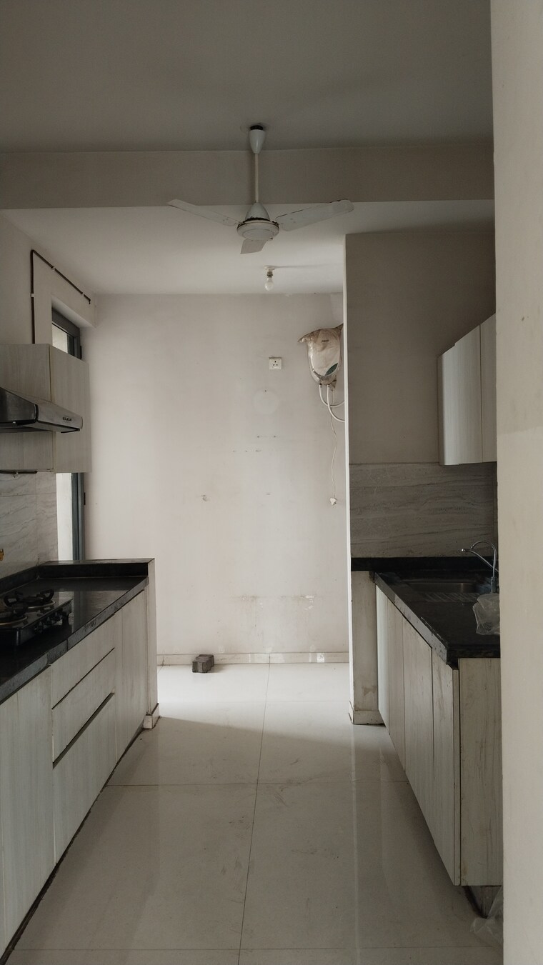 Kitchen, rustomjee-seasons 3 Bedroom 1096 Sq.Ft. Apartment In Bandra East Mumbai 9551272