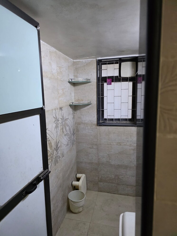 Bathroom, prarthana-star-apartment 1 RK 250 Sq.Ft. Apartment In Andheri East Mumbai 9551264