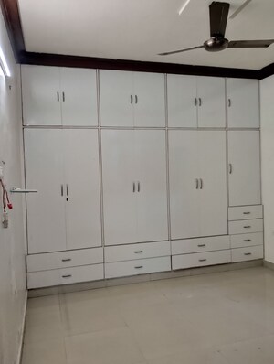 Kitchen in 2 BHK Independent House at Sector 16 – for Rent