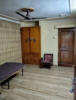 1 Rk  250 Sq.Ft. Builder Floor in Sector 16