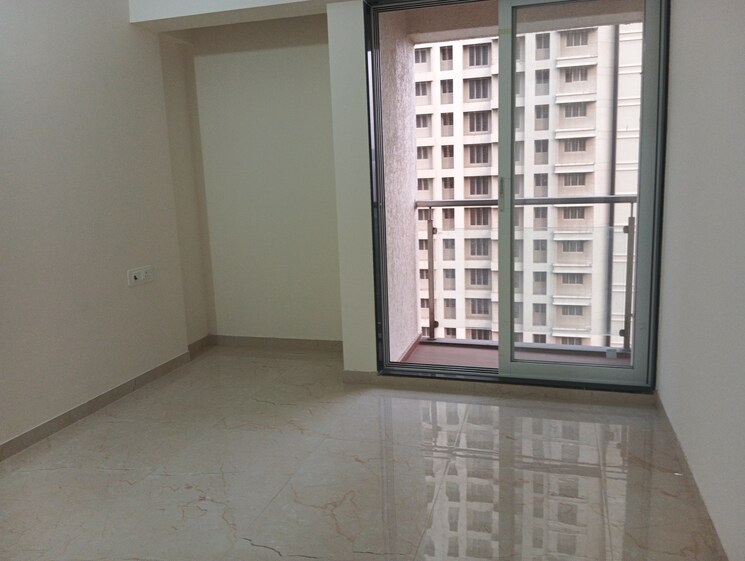 Room, mahavir-square 2 Bedroom 624 Sq.Ft. Apartment In Manpada Thane 9551307