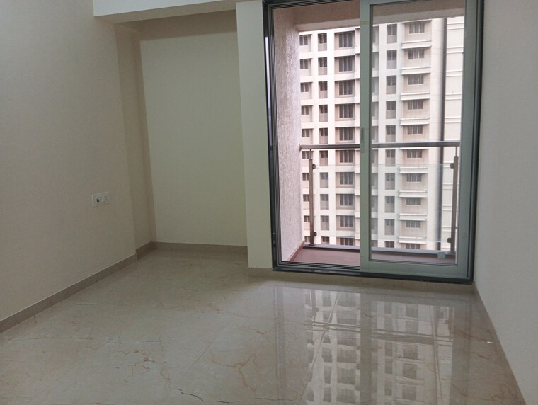 Room, mahavir-square 2 Bedroom 624 Sq.Ft. Apartment In Manpada Thane 9551307
