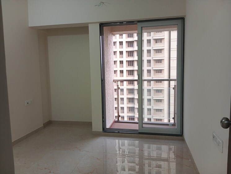 Room, mahavir-square 2 Bedroom 624 Sq.Ft. Apartment In Manpada Thane 9551307