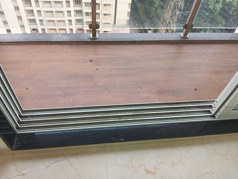 Balcony, mahavir-square 2 Bedroom 624 Sq.Ft. Apartment In Manpada Thane 9551307