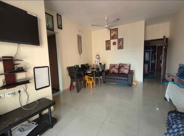 2 BHK Apartment For Rent in Rustomjee Urbania Azziano, Thane West
