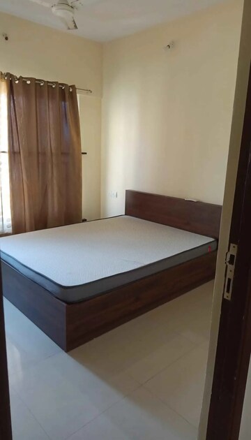 Bedroom in 2 BHK Apartment at Rustomjee Urbania Azziano, Thane West – for Rent
