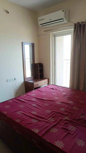 Bedroom in 2 BHK Apartment at Rustomjee Urbania Azziano, Thane West – for Rent