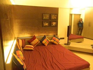 Bedroom in 2 BHK Apartment at Althan – for Rent