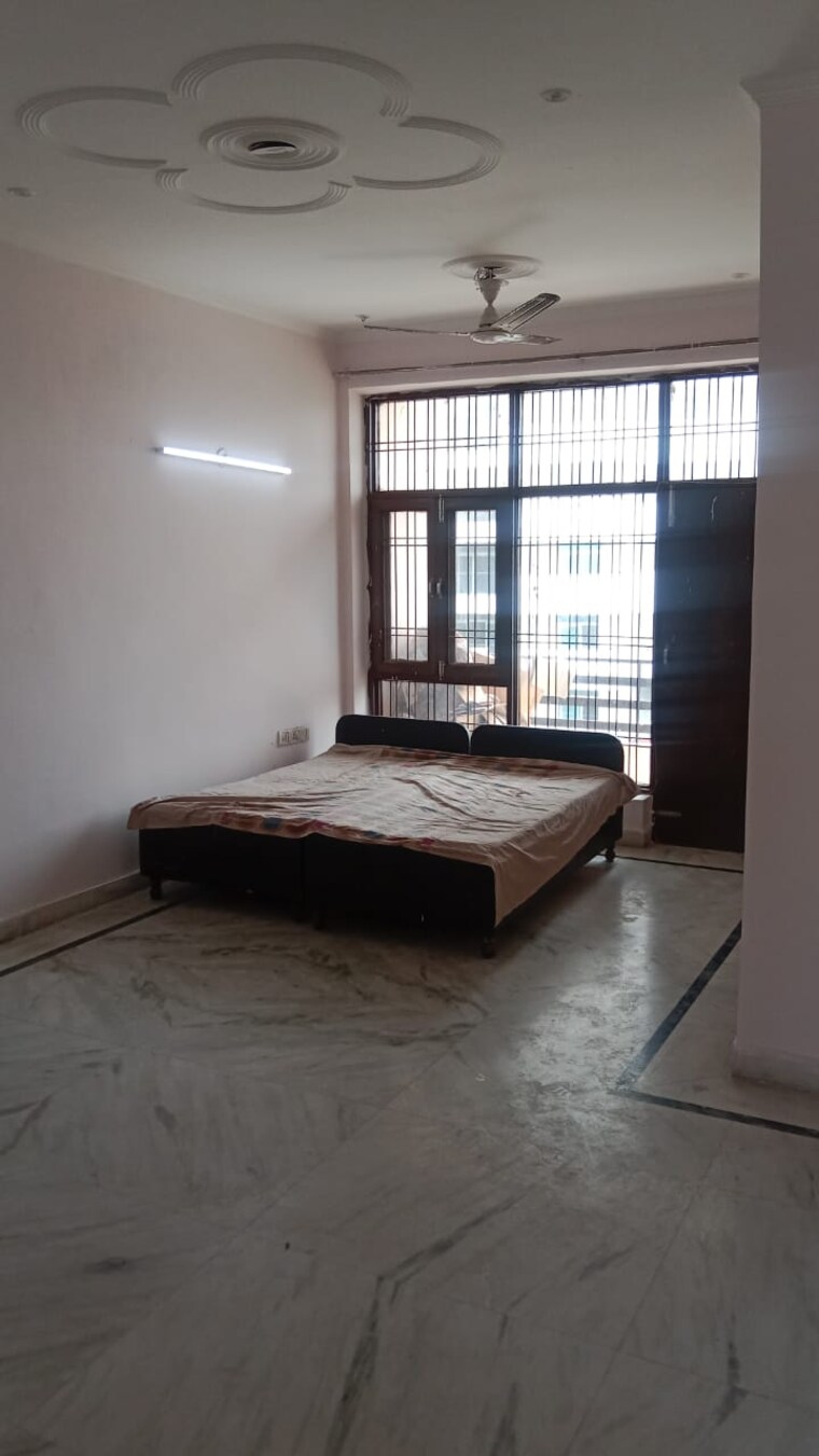 Room, rwa-apartments-sector-108 2 Bedroom 950 Sq.Ft. Builder Floor In Sector 108 Noida 9551346