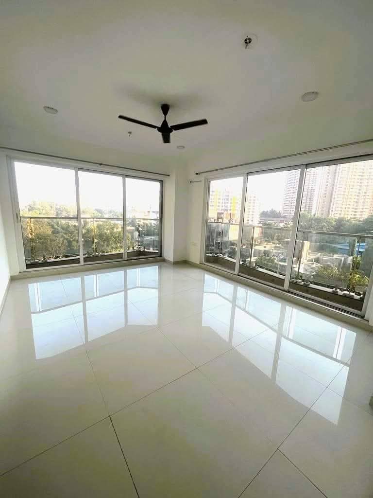 2 BHK Apartment For Rent in Soham Crystal Spires