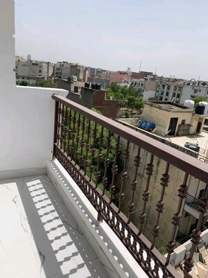 Balcony in 1 BHK Builder Floor at Chattarpur – for Rent