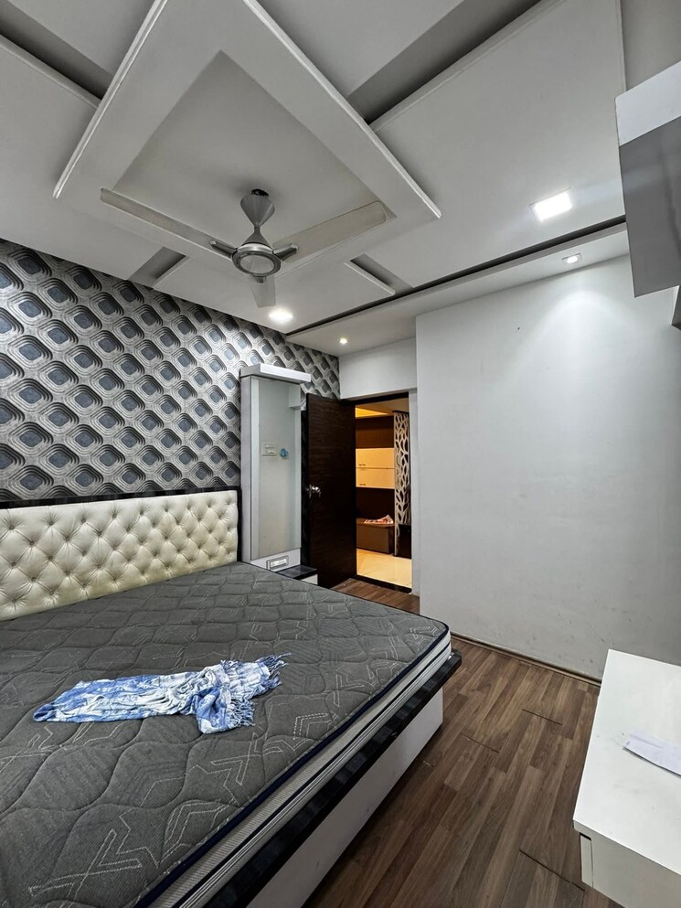 Bedroom, lodha-splendora 3 Bedroom 1250 Sq.Ft. Apartment In Ghodbunder Road Thane 9551400
