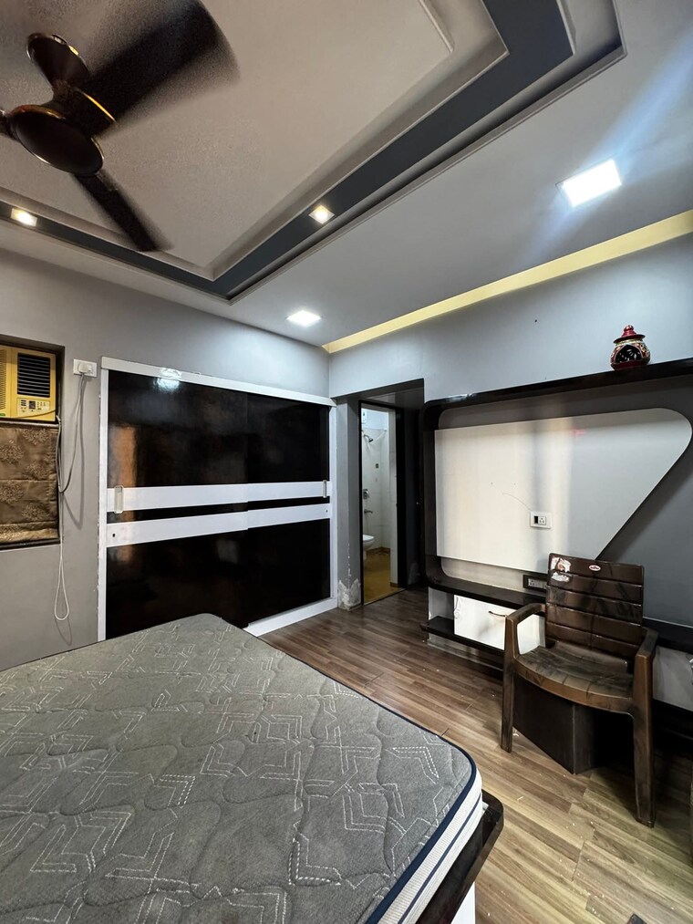 Bedroom, lodha-splendora 3 Bedroom 1250 Sq.Ft. Apartment In Ghodbunder Road Thane 9551400