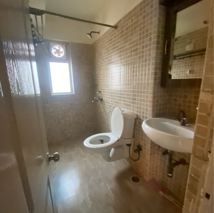 Bathroom, paras-seasons 2 Bedroom 795 Sq.Ft. Apartment In Sector 168 Noida 9551395