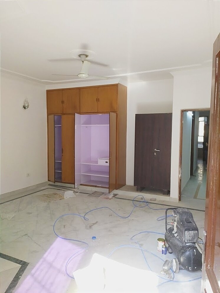 Master Bedroom, greater kailash ii 3 Bedroom 2300 Sq.Ft. Builder Floor In Greater Kailash ii Delhi 9551413