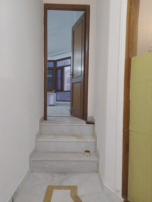 Master Bedroom in 3 BHK Builder Floor at Greater Kailash ii – for Rent