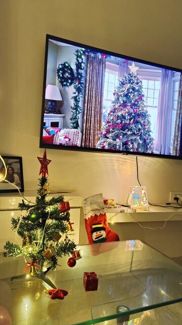 Furnished Amenities in 2 BHK Apartment at Lodha Amara, Kolshet Road – for Rent