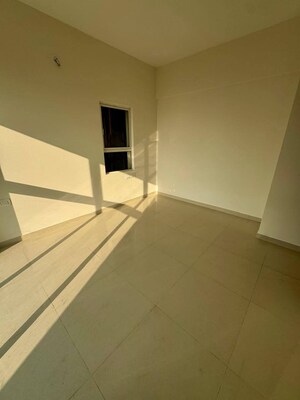 Bedroom in 3 BHK Apartment at Lodha Amara, Kolshet Road – for Rent