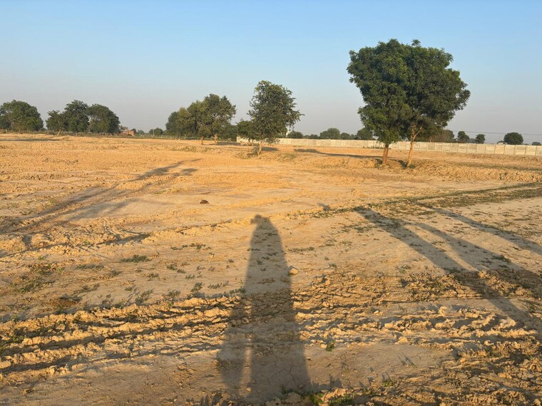 undefined, gwalior road  100 Sq.Yd. Plot In Gwalior Road Agra 9551420