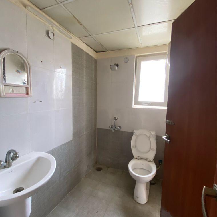 Bathroom, paras-seasons 2 Bedroom 985 Sq.Ft. Apartment In Sector 168 Noida 9551424