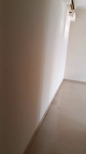 Room in 2.5 BHK Apartment at Lodha Casa Bella Gold, Dombivli East – for Rent