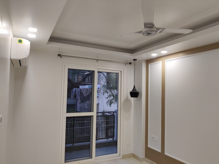 Bedroom, chittaranjan park 3 Bedroom 1500 Sq.Ft. Builder Floor In Chittaranjan Park Delhi 9551443