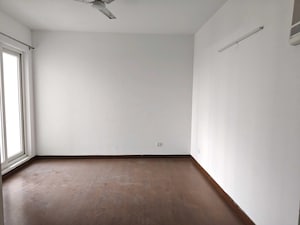 Room in 3 BHK Apartment at Umang Winter Hills, Sector 77 – for Rent