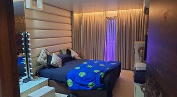 Bedroom in 3 BHK Apartment at Hiranandani Estate Rodas Enclave, Ghodbunder Road – for Rent