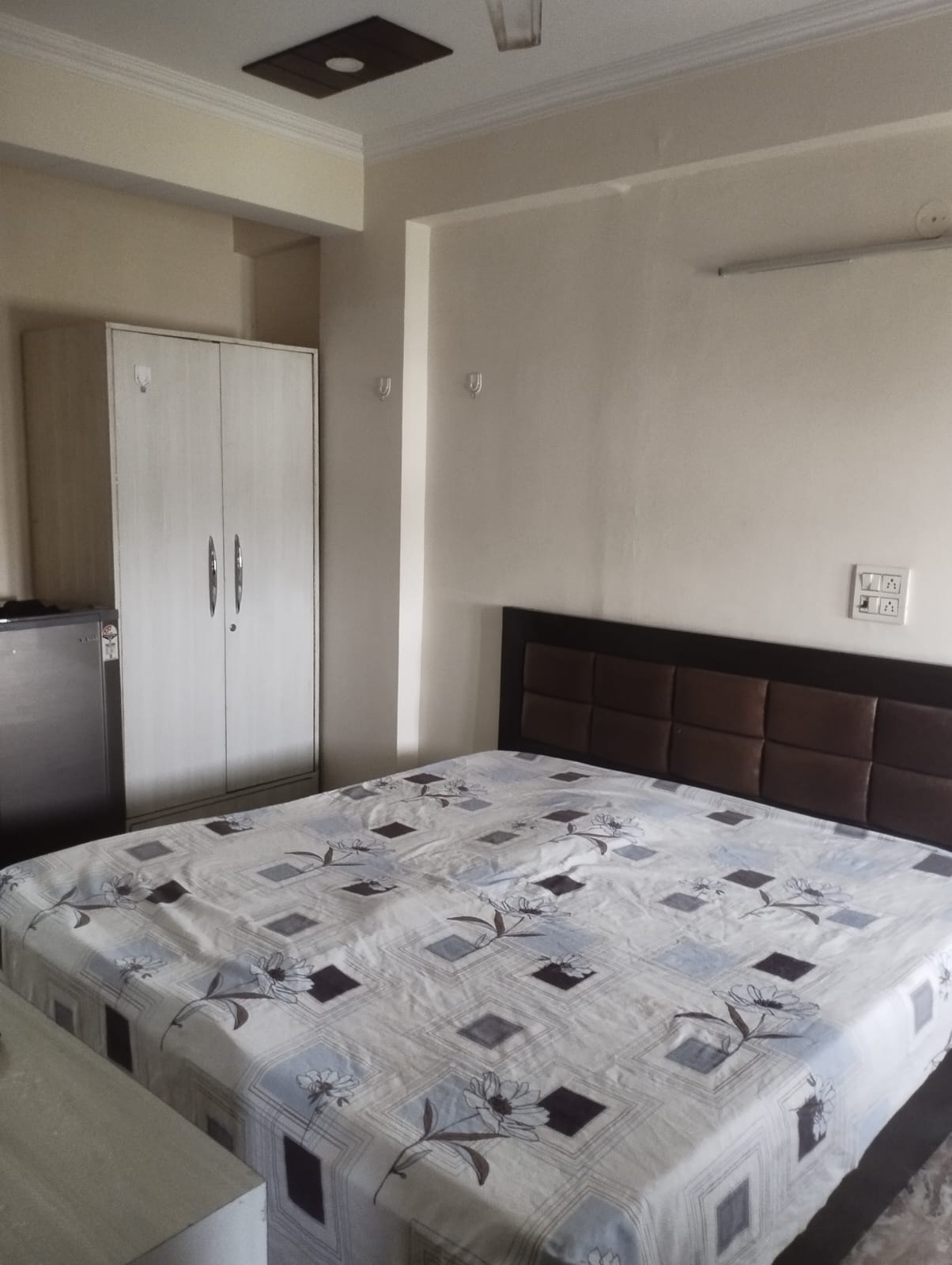 1 RkIndependent House For Rent in Sector 24