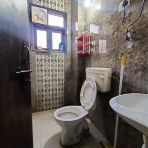 Bathroom in 1 BHK Builder Floor at Saket – for Rent