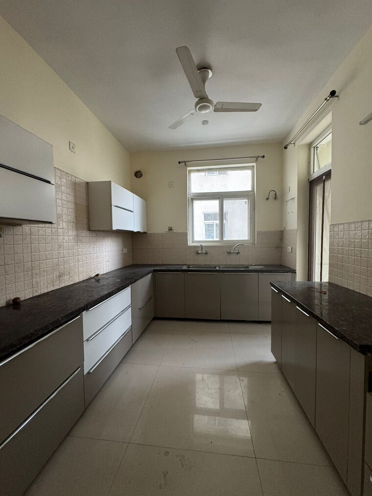 Kitchen, la-prisma 4 Bedroom 1850 Sq.Ft. Apartment In Dhakoli Zirakpur 9551481